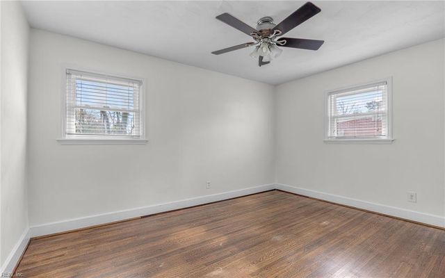 8212 Mona AVE, Norfolk, VA 23518