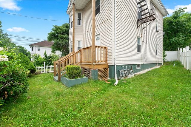 74 Veazie Street, Providence, RI 02908