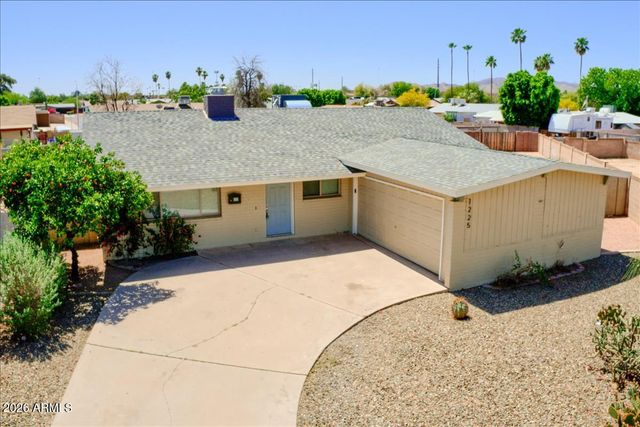 1225 W PEBBLE BEACH Drive, Tempe, AZ 85282