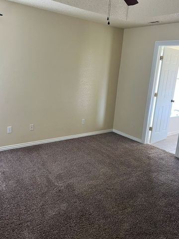 518 Clearwood Avenue, Springdale, AR 72764