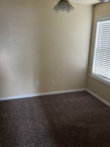 518 Clearwood Avenue, Springdale, AR 72764