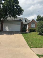 518 Clearwood Avenue, Springdale, AR 72764