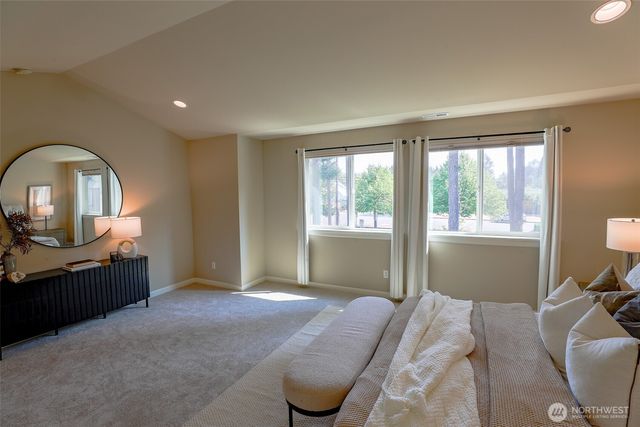 208 Ilwaco Place SE, Renton, WA 98059
