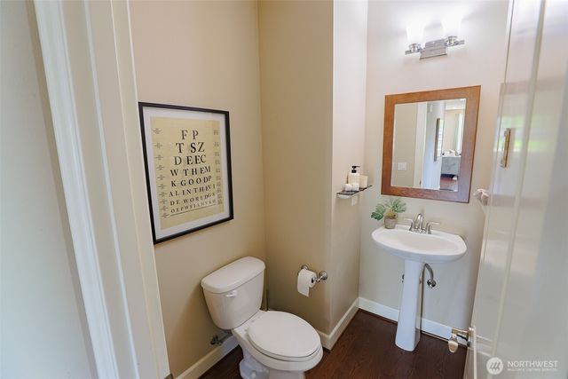 208 Ilwaco Place SE, Renton, WA 98059