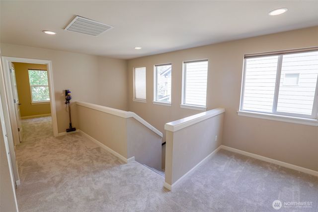 208 Ilwaco Place SE, Renton, WA 98059