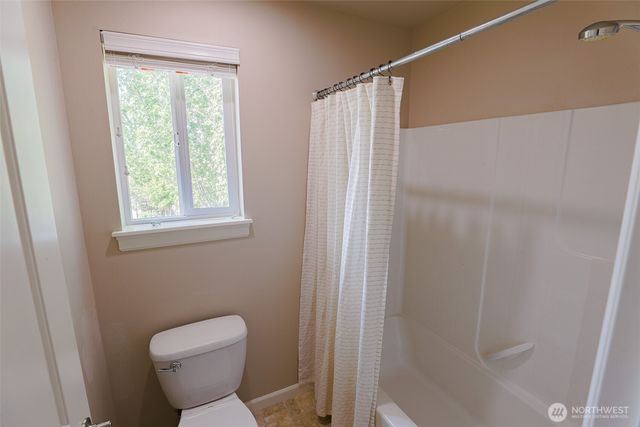 208 Ilwaco Place SE, Renton, WA 98059
