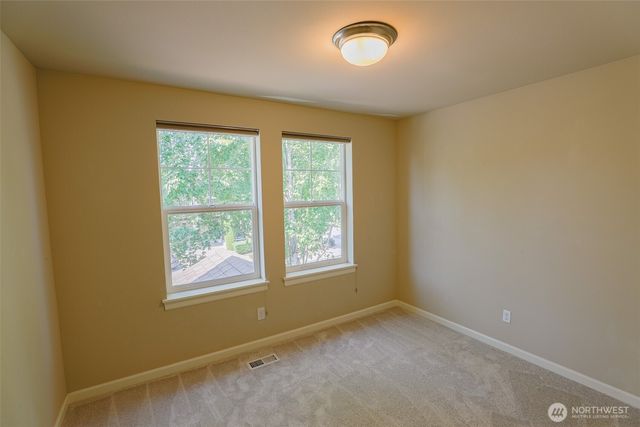 208 Ilwaco Place SE, Renton, WA 98059
