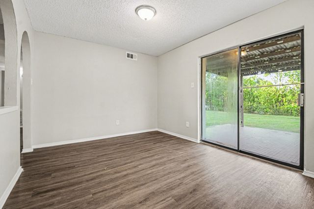 1601 Meridian Way, Garland, TX 75040