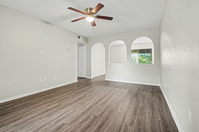 1601 Meridian Way, Garland, TX 75040