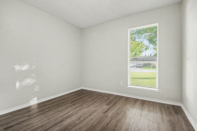 1601 Meridian Way, Garland, TX 75040