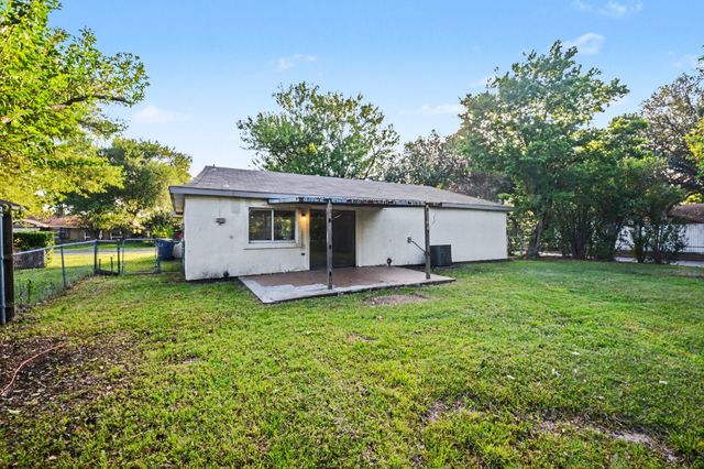 1601 Meridian Way, Garland, TX 75040