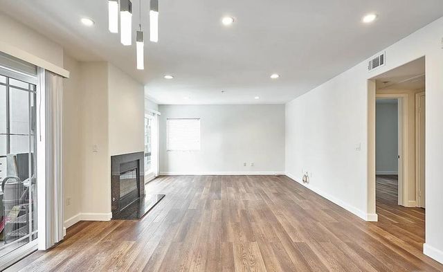 1036 S Serrano Avenue, Los Angeles, CA 90006