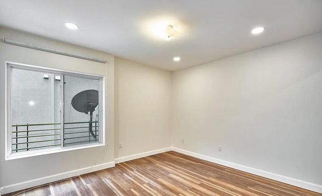 1036 S Serrano Avenue, Los Angeles, CA 90006