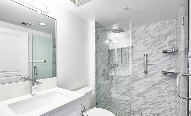 1036 S Serrano Avenue, Los Angeles, CA 90006