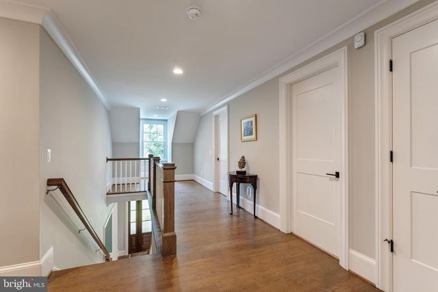 2025 SCROGGINS RD, Alexandria, VA 22302