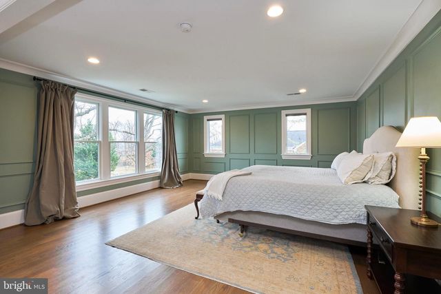 2025 SCROGGINS RD, Alexandria, VA 22302