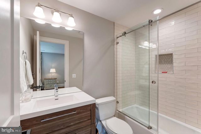 2025 SCROGGINS RD, Alexandria, VA 22302