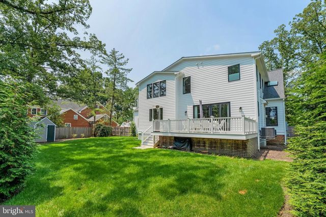 2025 SCROGGINS RD, Alexandria, VA 22302
