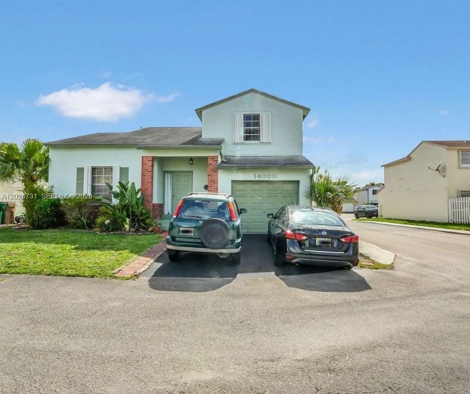 14000 Langley Place, Davie, FL 33325