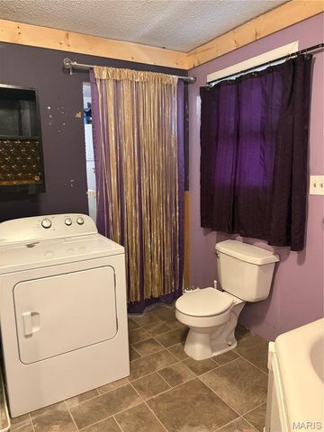 1833 Highway F, Fredericktown, MO 63645