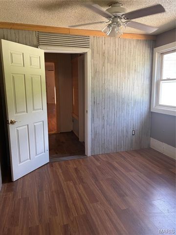 1833 Highway F, Fredericktown, MO 63645