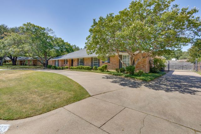 4813 Springwillow Road, Fort Worth, TX 76109