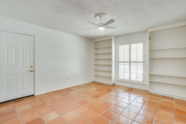 4813 Springwillow Road, Fort Worth, TX 76109