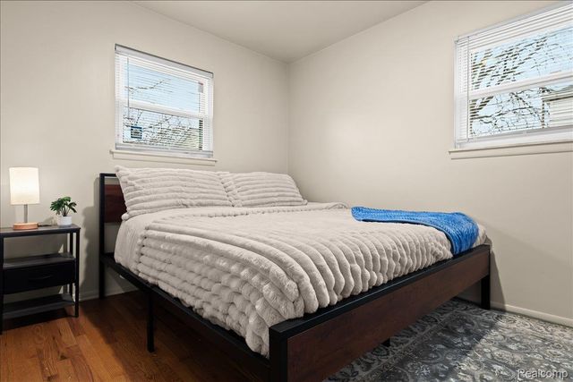 673 Winchester Avenue, Lincoln Park, MI 48146