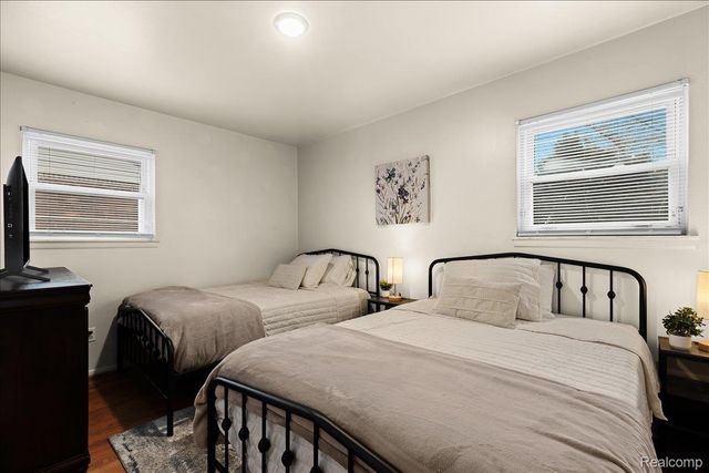 673 Winchester Avenue, Lincoln Park, MI 48146