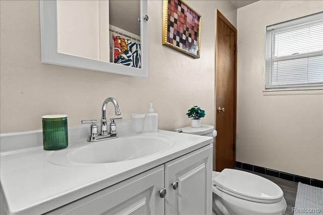 673 Winchester Avenue, Lincoln Park, MI 48146