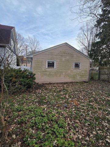 401 N Johnson Street, Bay City, MI 48708