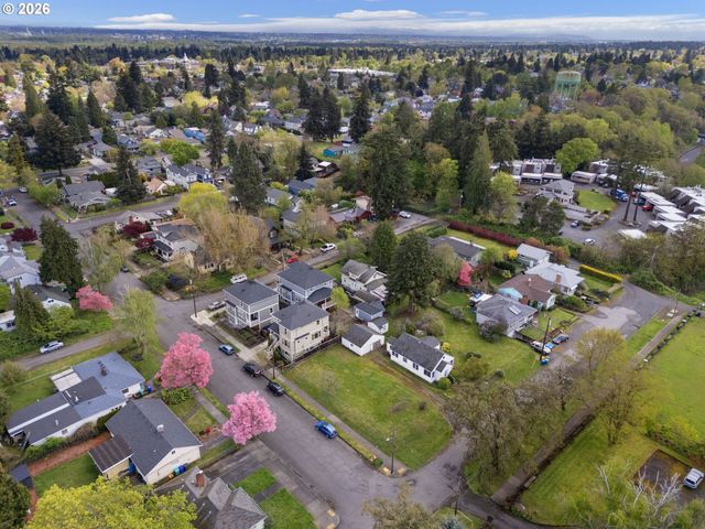 7645 N CRAWFORD St W, Portland, OR 97203