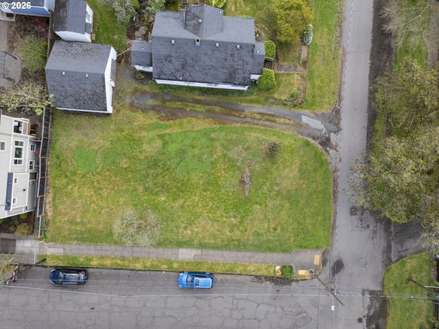 7645 N CRAWFORD St W, Portland, OR 97203