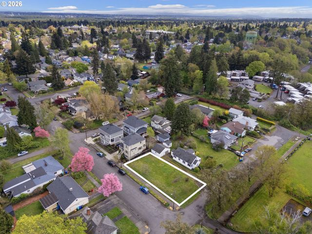 7645 N CRAWFORD St W, Portland, OR 97203
