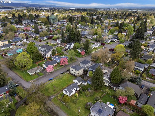 7645 N CRAWFORD St W, Portland, OR 97203