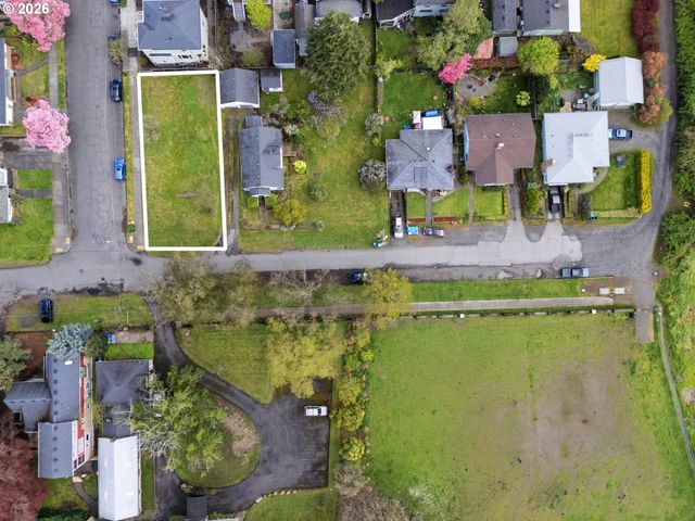 7645 N CRAWFORD St W, Portland, OR 97203