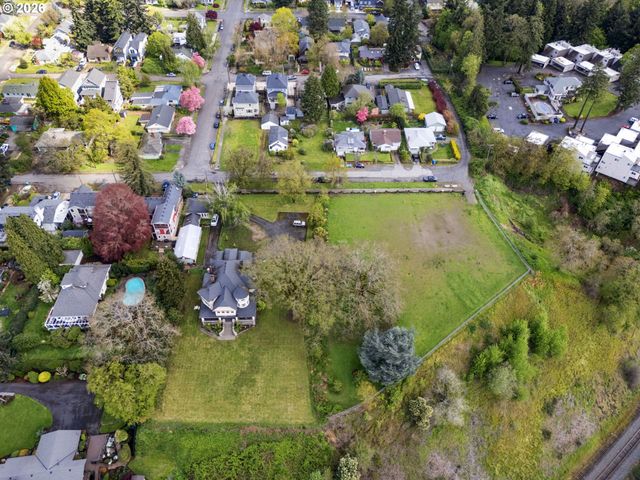 7645 N CRAWFORD St W, Portland, OR 97203