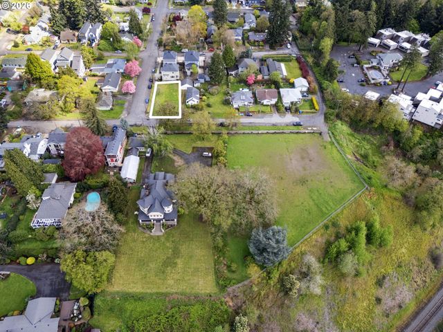 7645 N CRAWFORD St W, Portland, OR 97203