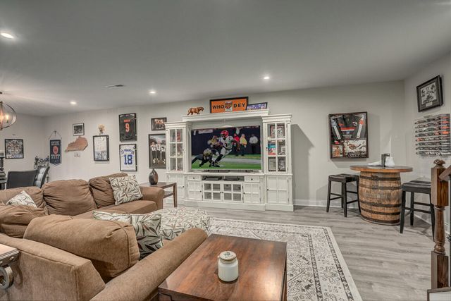 1144 Mccarron Lane, Union, KY 41091