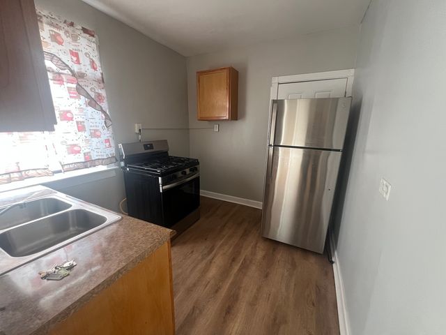 243 E 108th Street 2, Chicago, IL 60628