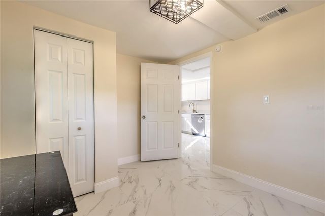 813 MAGNOLIA AVENUE, Holly Hill, FL 32117