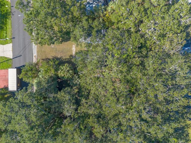 813 MAGNOLIA AVENUE, Holly Hill, FL 32117