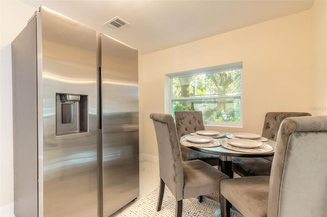 813 MAGNOLIA AVENUE, Holly Hill, FL 32117