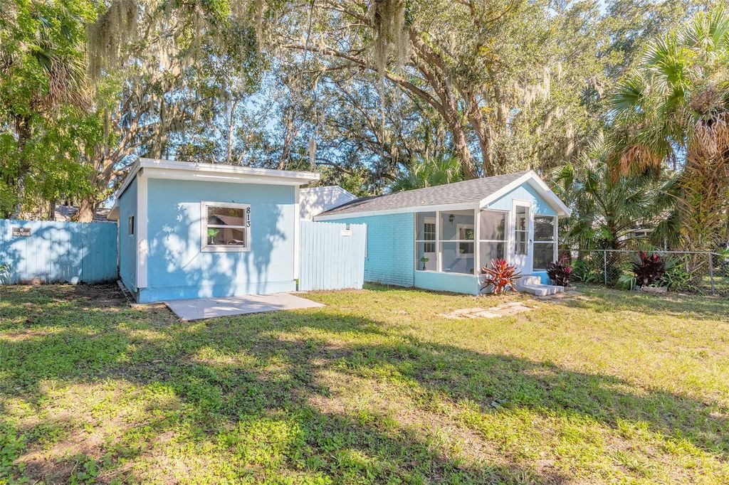 813 MAGNOLIA AVENUE, Holly Hill, FL 32117