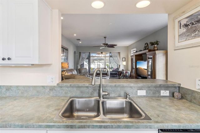 6002 ARMADA STREET, Tavares, FL 32778