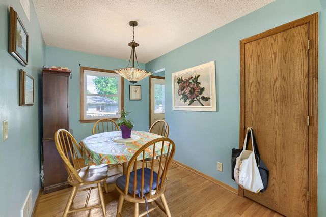 5400 Knox Avenue N, Brooklyn Center, MN 55430