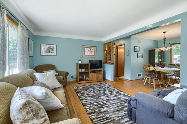 5400 Knox Avenue N, Brooklyn Center, MN 55430