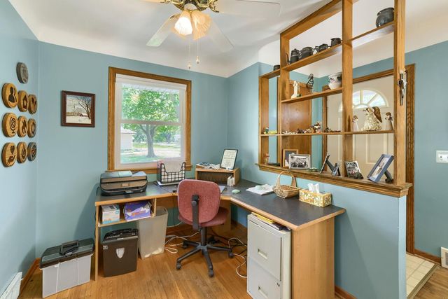 5400 Knox Avenue N, Brooklyn Center, MN 55430