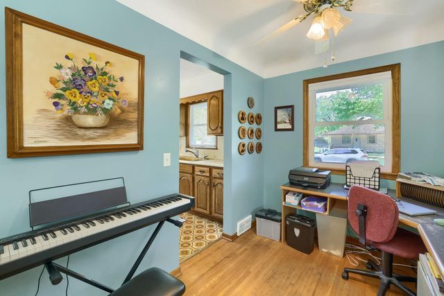 5400 Knox Avenue N, Brooklyn Center, MN 55430
