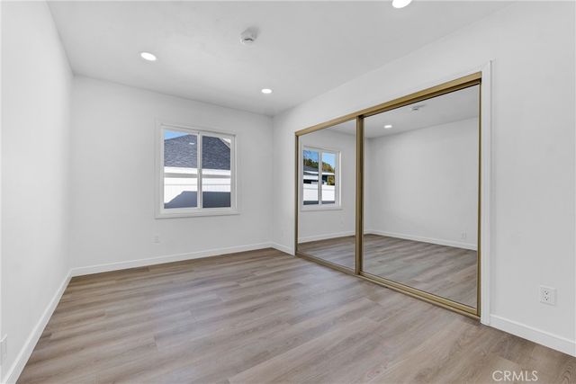 17706 Collins Street, Encino, CA 91316